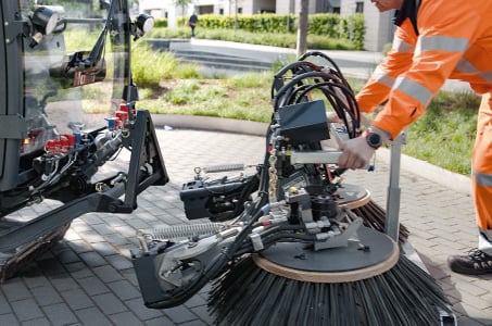 Aussenreinigungsmaschine-citymaster-1650-vielseitig-einsetzen